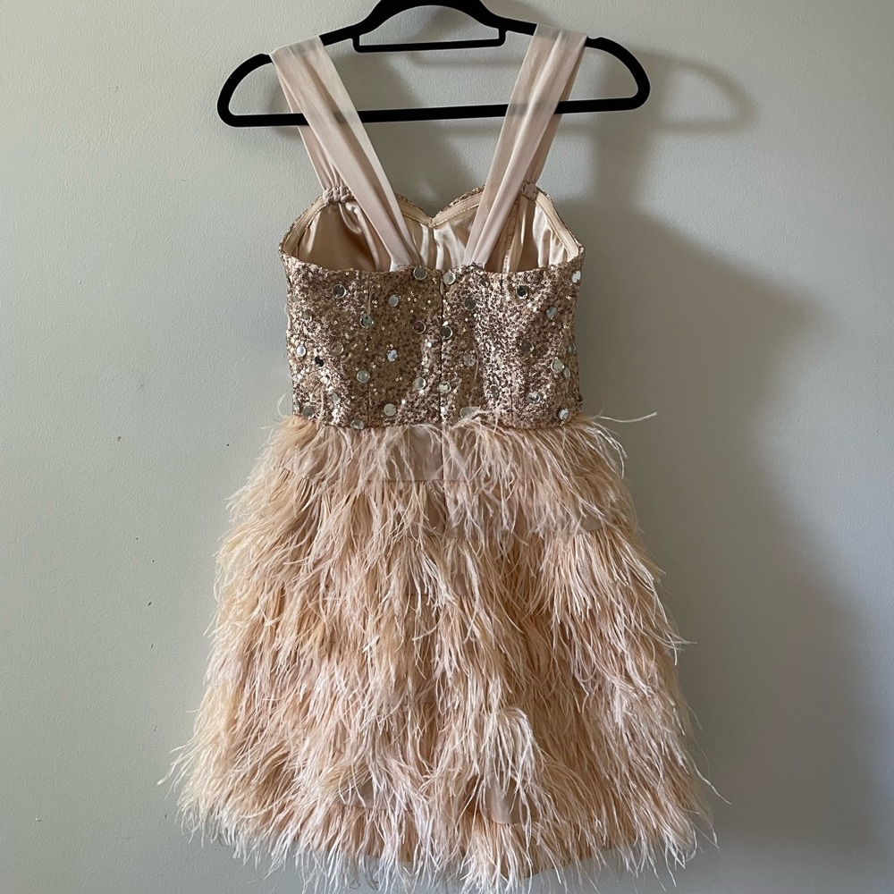 Rampage Sequin feather hem Dress Junior Size US 5, Also fit Petit women